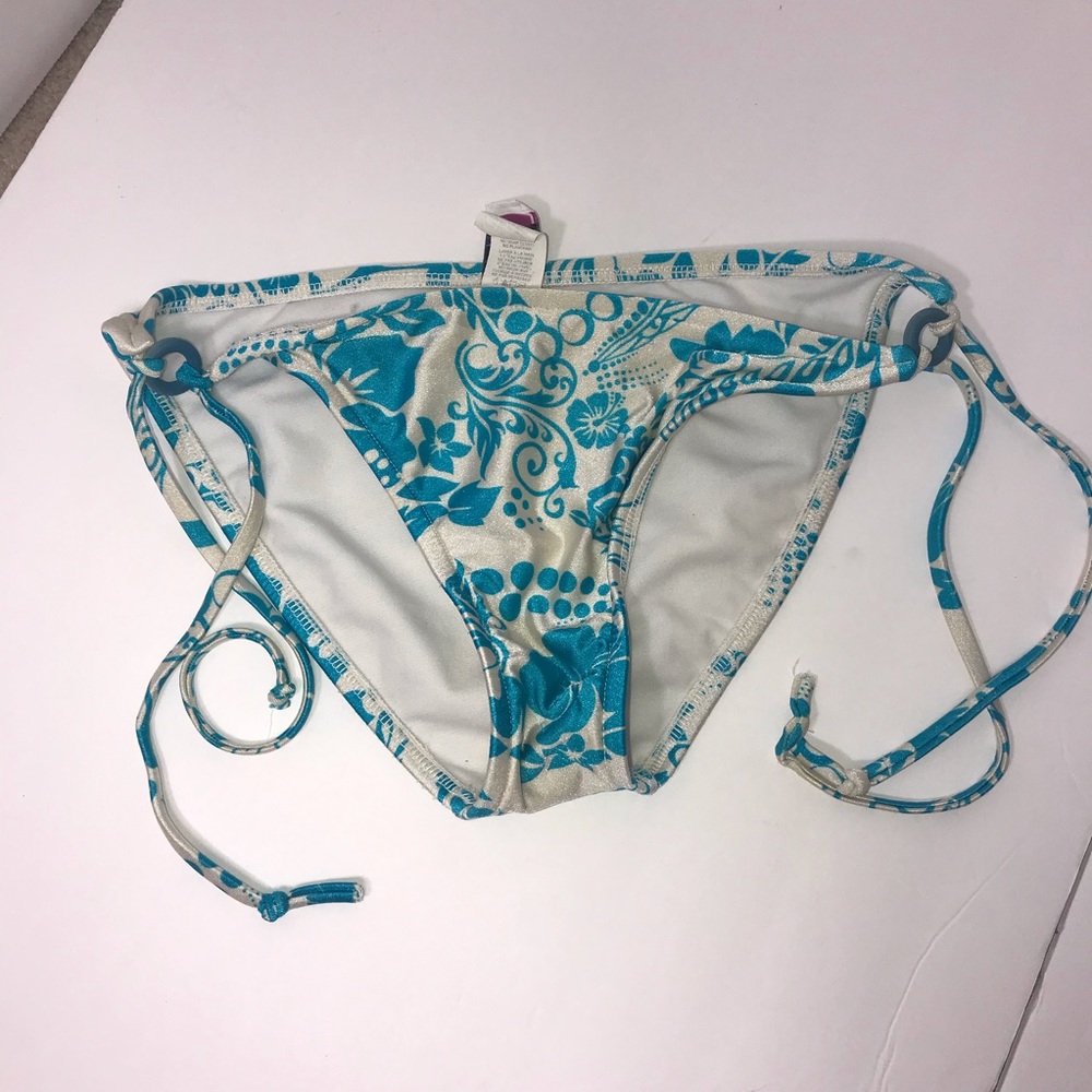 Bikini bottom